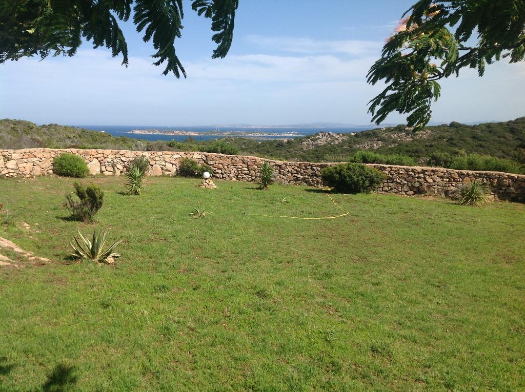 Brise Marine Hotel Bonifacio  Buitenkant foto